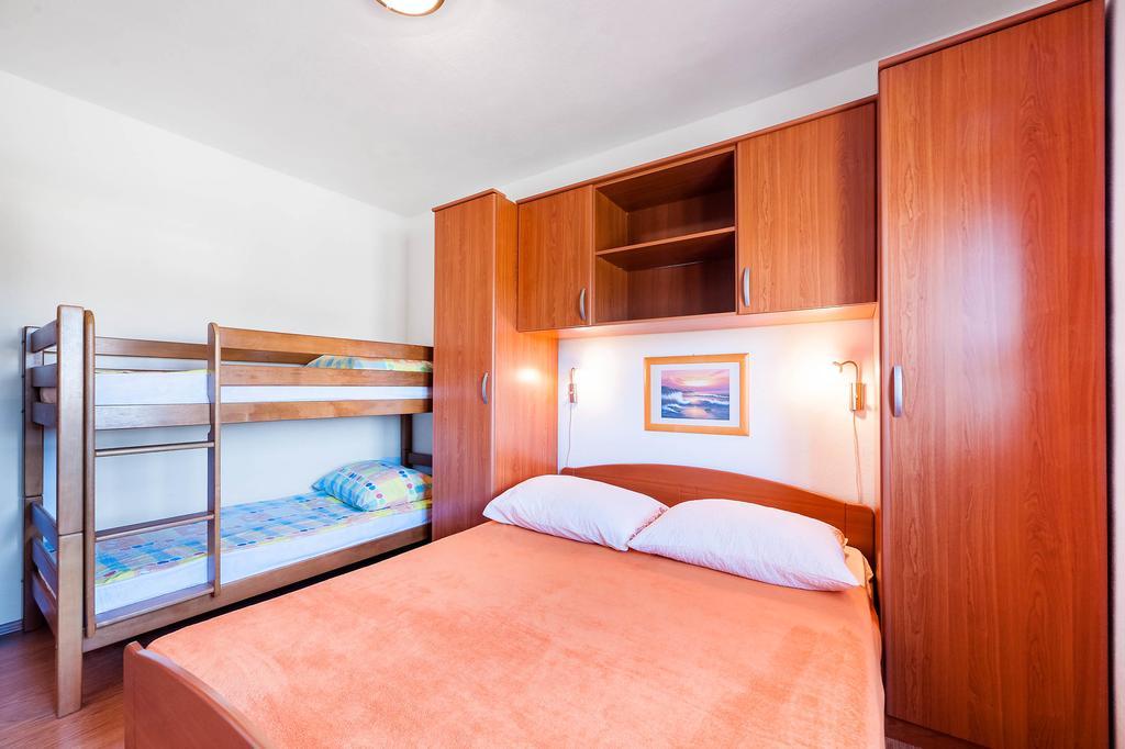 Apartments Maras Sibenik Exterior photo